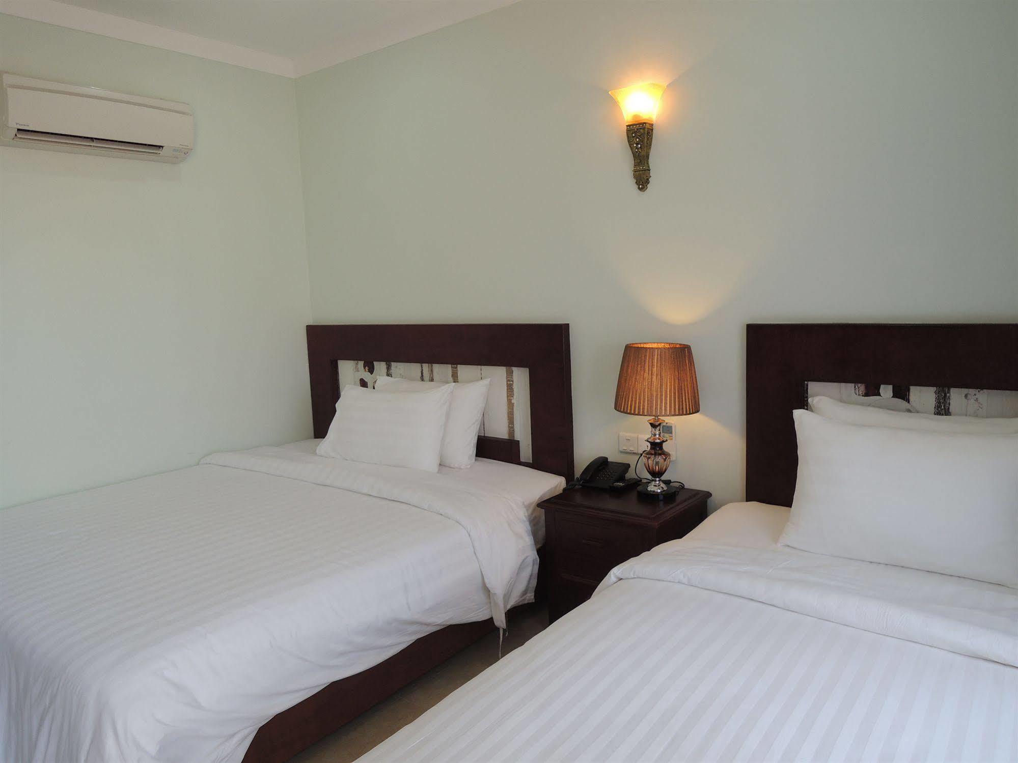 Sen Han Hotel Phnom Penh Extérieur photo