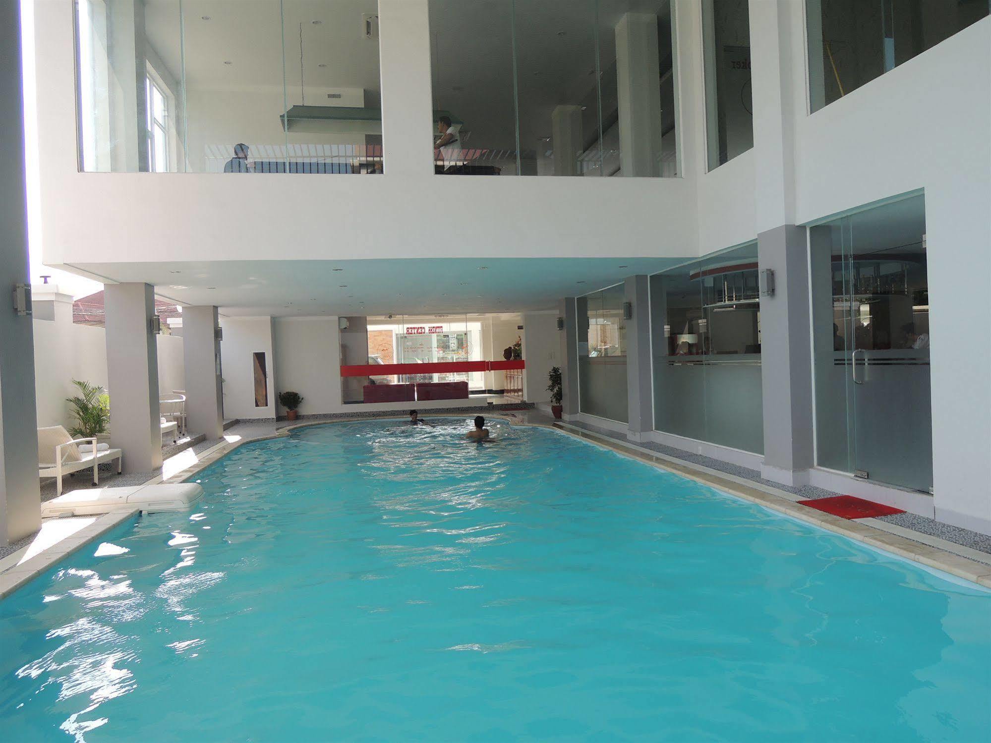 Sen Han Hotel Phnom Penh Extérieur photo