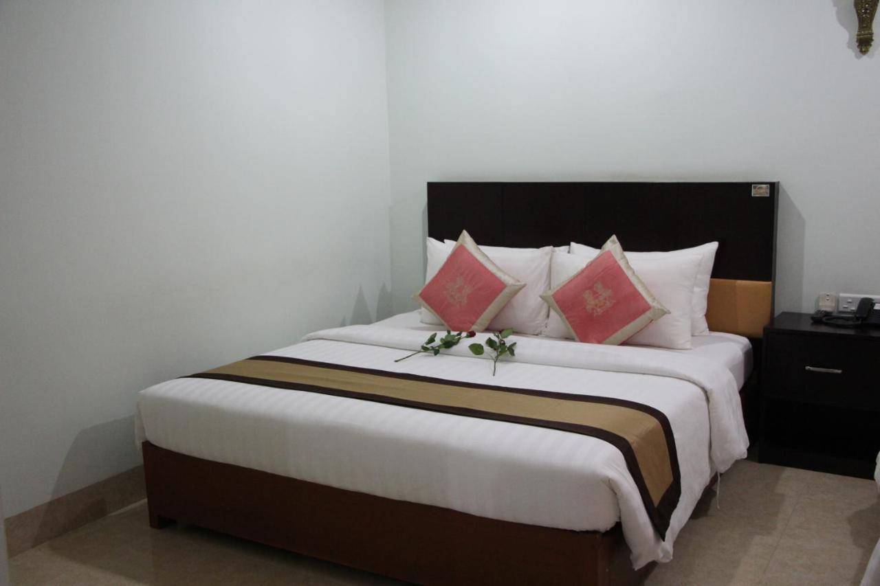 Sen Han Hotel Phnom Penh Extérieur photo